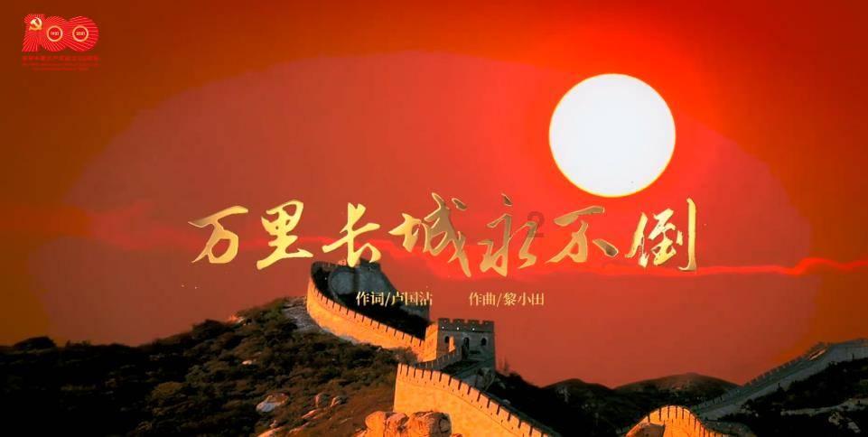 小学三年级神仙字体走红，老师看后竖起大拇指：像吃了“打印机”